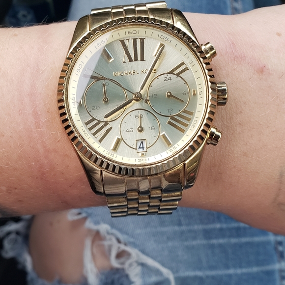 Womens Michael Kors watch - Picture 1 of 6